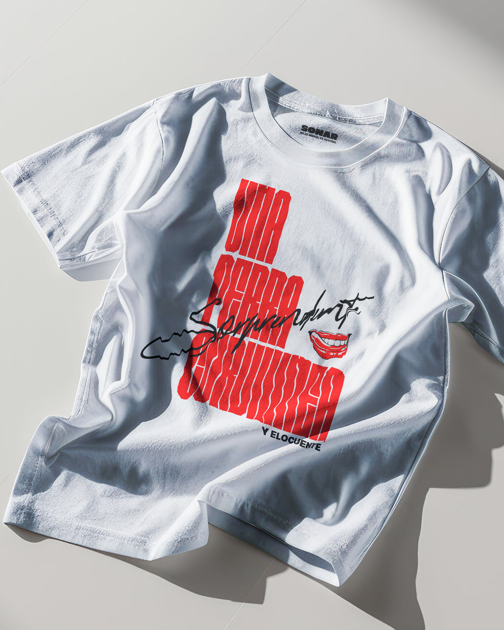 Playera Nathy Peluso – Una Perrx Sorprendente